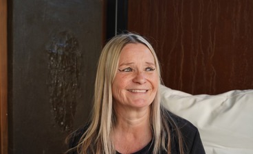 Ans De Kruyf  poseert