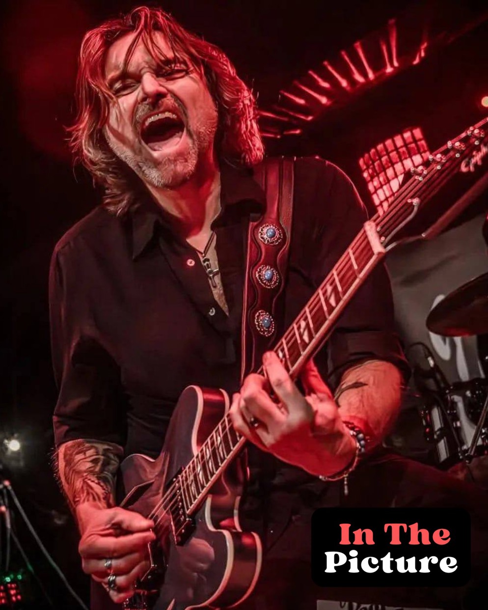 Roland Brons in actie op het podium