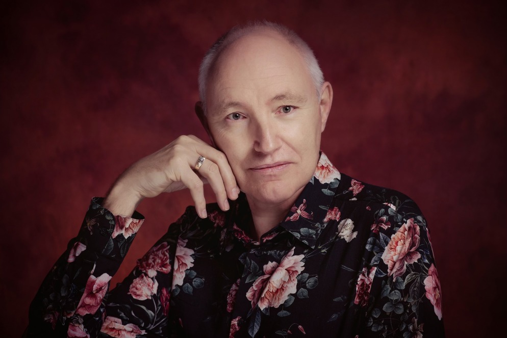 Henk Veldhuizen poseert