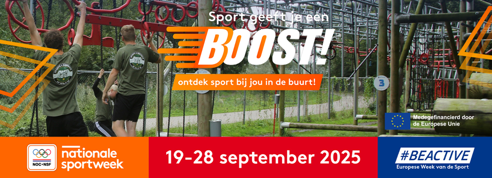 Aankondigingsbeeld voor Nationale Sportweek 2025 met actiefoto van tieners op een outdoor survival parcours.