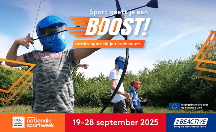 Aankondigingsbeeld voor Nationale Sportweek 2025 met actiefoto van een kind wat pijl en boog schiet.