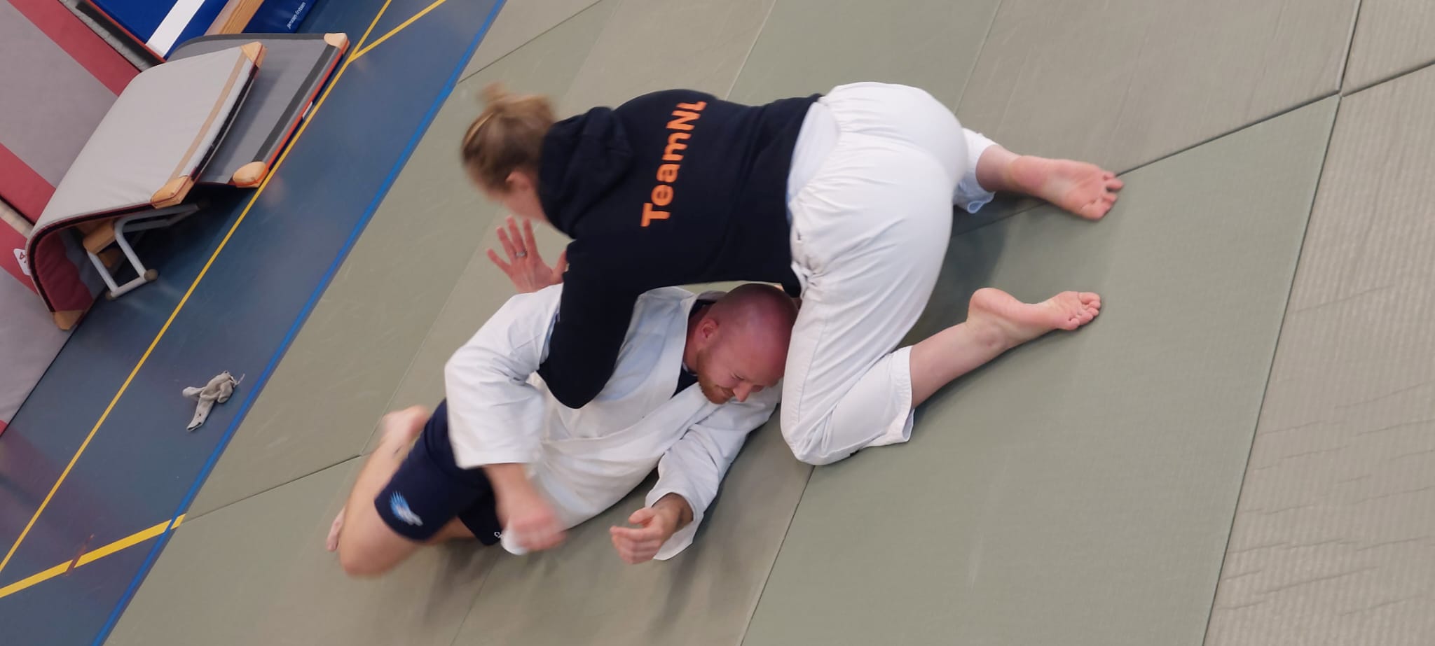 Sanne Van Dijke en Buurtsportcoach Jochem tijdens project Comeback