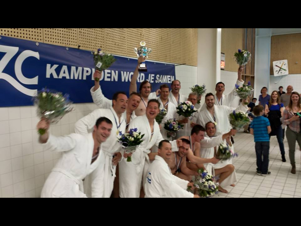 Groepsfoto AZC Heren 4 Bekerkampioenschap