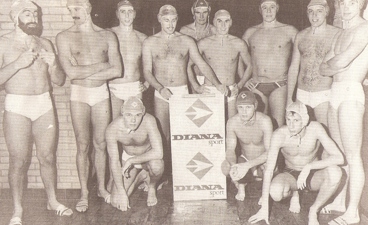 Groepsfoto AZC Heren 1 1983 EC1 Finale